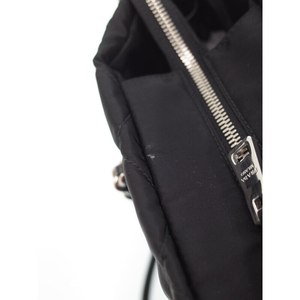PRADA Quilted Chain Shoulder Bag Black - Picture 6 of 9